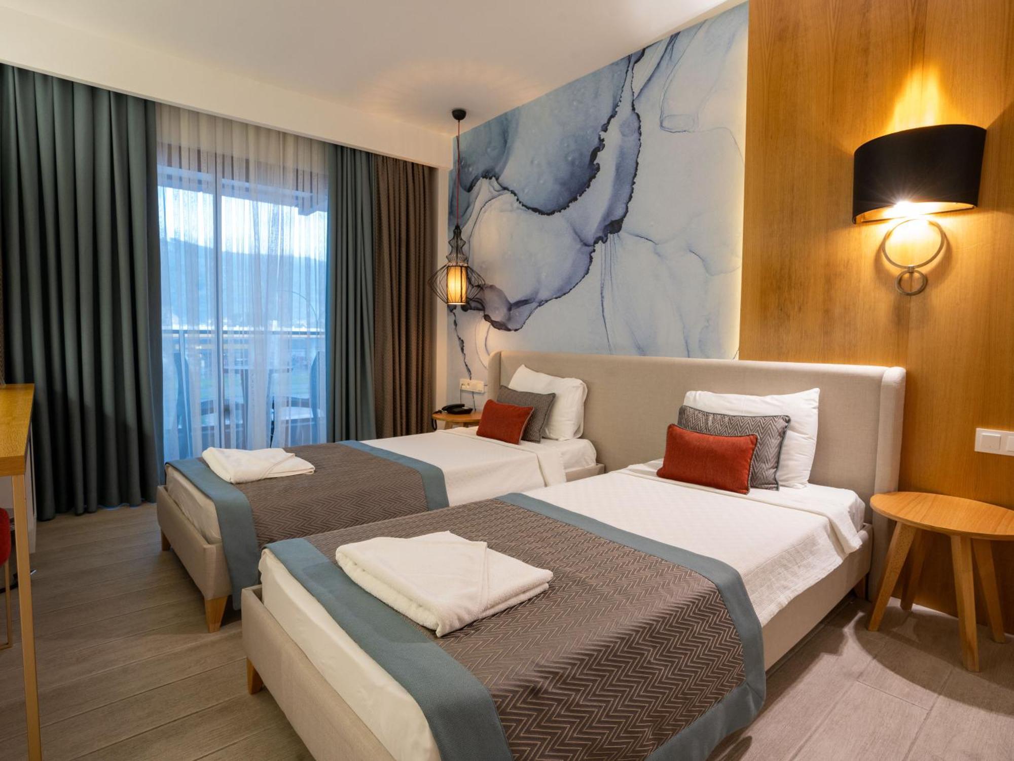Calcalar Suit Hotel Ula Luaran gambar
