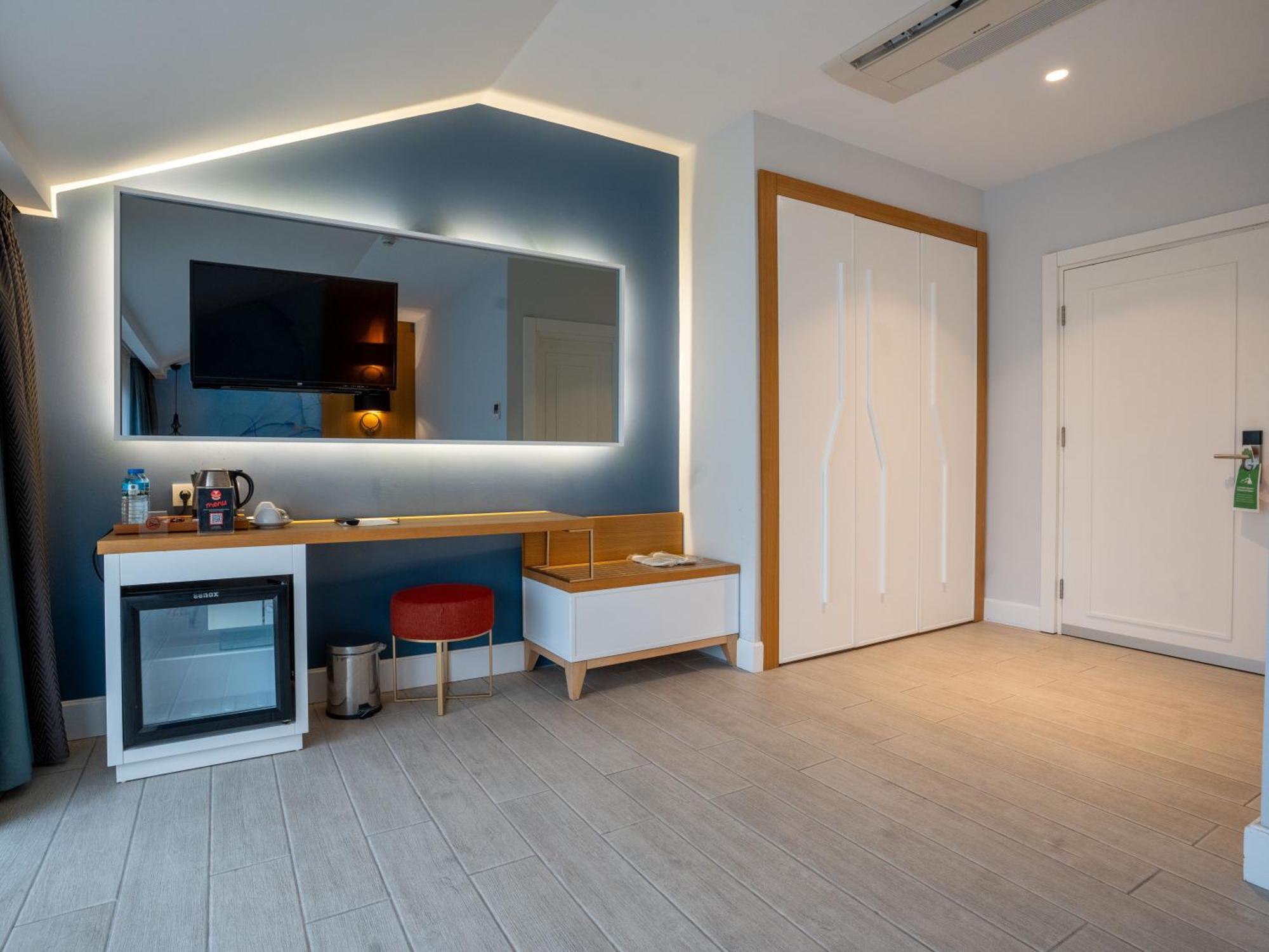 Calcalar Suit Hotel Ula Luaran gambar